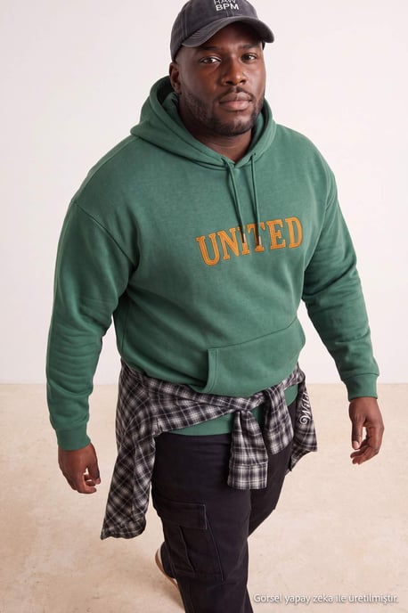TRENDYOL MAN Unisex Green Slogan Long Oversize Plus Size Sweatshirts - Image 1