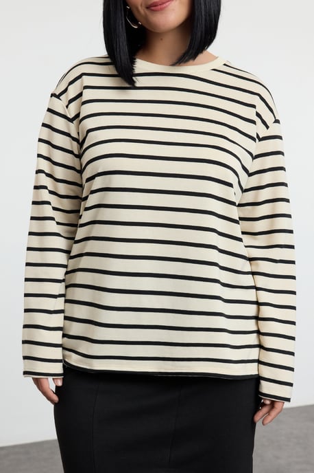 Trendyol Curve Dam Beige Randig Lång Regular fit Plus size Sweatshirts - Image 2