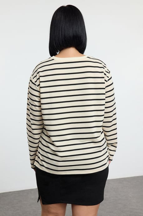 Trendyol Curve Dam Beige Randig Lång Regular fit Plus size Sweatshirts - Image 4