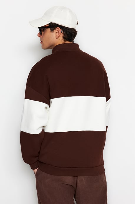TRENDYOL MAN Men's Brown Color block Long Oversize Sweatshirts - Image 4