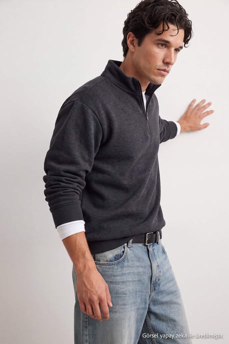TRENDYOL MAN Men's Gray Slogan Long Oversize Sweatshirts - Image 6