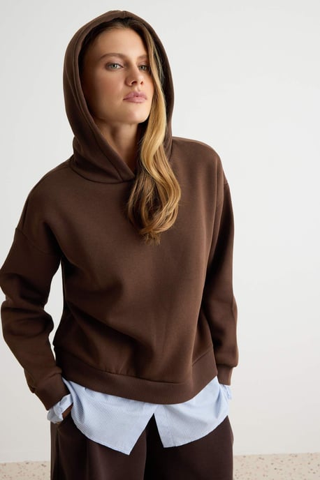 TRENDYOLMİLLA Dames Bruin Effen Lang Oversized Sweatshirts - Image 4