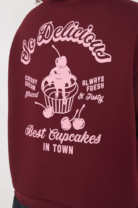 Trendyol Curve Dam Vinröd Slogan Lång Oversize Plus size Sweatshirts - Image 3