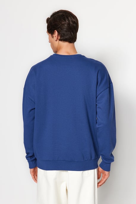 TRENDYOL MAN Men's Dark blue Plain Long Oversize Sweatshirts - Image 4