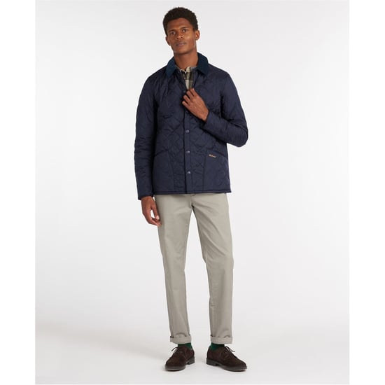 Men's Barbour Liddesdale Quilted Jacket in Navy - Image 4