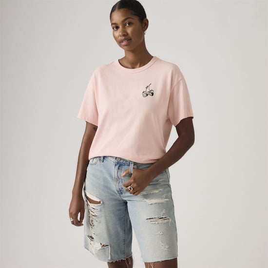 Women's Levis Vintage Text Graphic Crew Neck Short Sleeve T-Shirt in Crystal Pink - Image 4