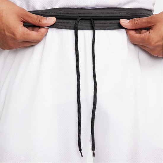 Men's Nike Dna Dri Fit 8 Basketball Shorts in White/Black - Image 5