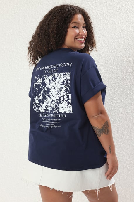 Trendyol Curve Women's Dark blue Back–print Short Oversize Plus Size T-Shirts - Image 6