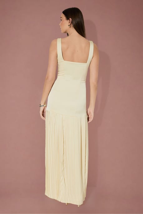Premium Satin Square Pleated Skirt Bridesmaid Dress - Image 3