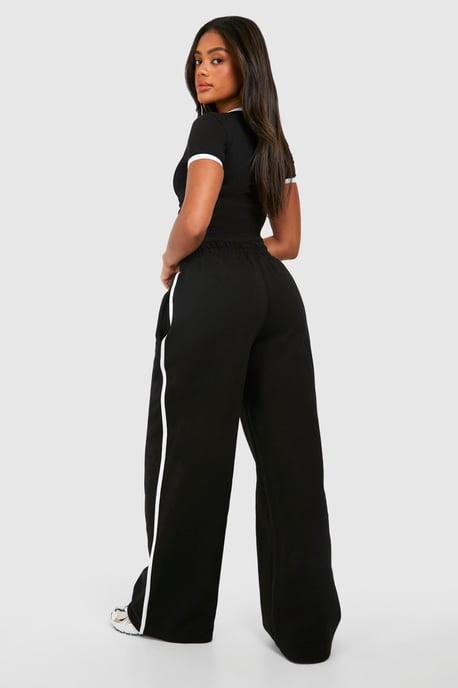 Piping Detail T-Shirt And Straight Leg Jogger Set - Image 2