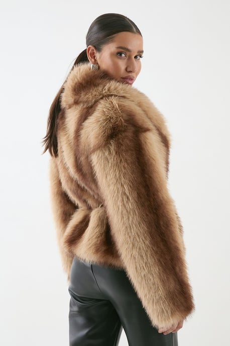 Faux Fur Wide Collar Belted Jacket - Image 3