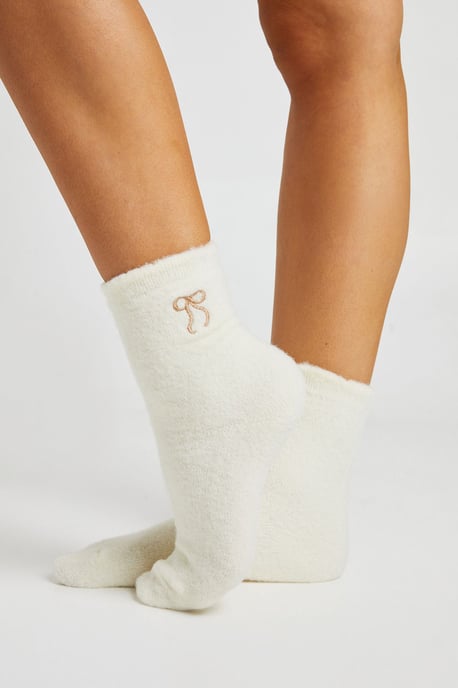 Embroidered Bow Detail Fluffy Socks - Image 1