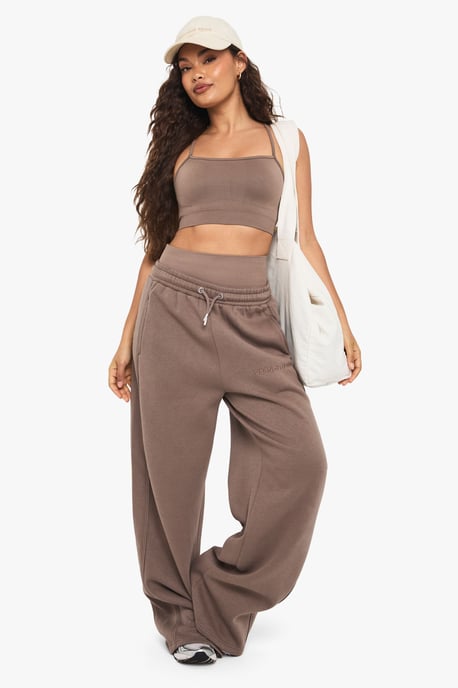 Boohoo Basics Seamless Rib Padded Light Support Sports Bra - Image 3