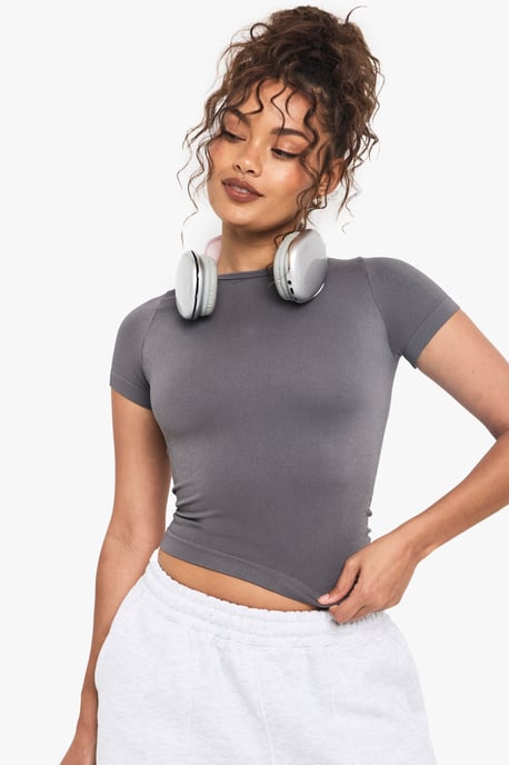 Boohoo Basics Seamless Rib Short Sleeve Top - Image 1