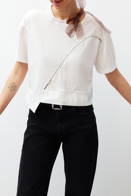 TRENDYOLMİLLA Meisjes Wit Effen Kort Regular fit T-shirts - Image 4