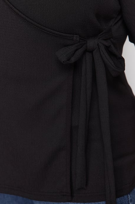 Trendyol Curve Dames Zwart Effen Kort Getailleerd Grote maten Blouses - Image 5