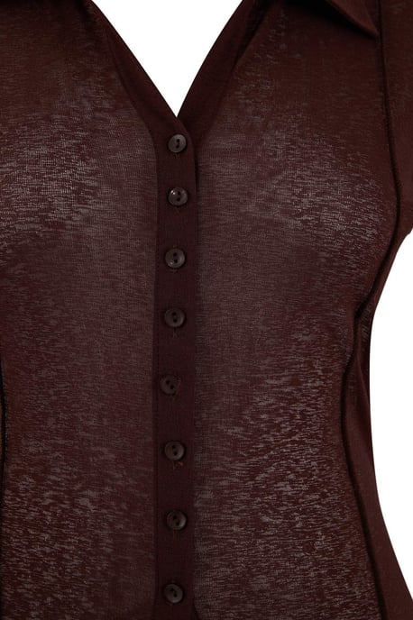 Trendyol Curve Dames Bruin Effen Kort Getailleerd Grote maten Blouses - Image 3
