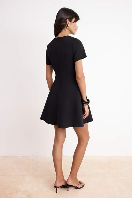 TRENDYOLMİLLA Dames Zwart Effen Kort / Mini Kort Skater Jurken - Image 4