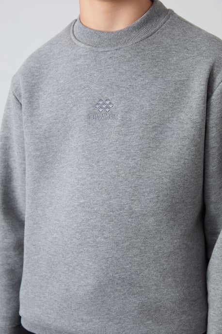 Youth Crew Neck Embroidered Sweatshirt - Image 3