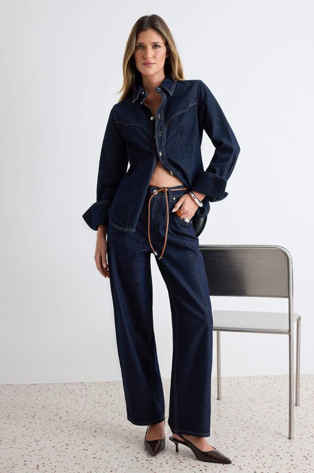 TRENDYOLMİLLA Dames Donkerblauw Effen Barrel Hoge taille Jeans - Image 1