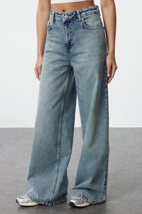 TRENDYOLMİLLA Dames Blauw Effen Wijde pijp Normale taille Jeans - Image 2