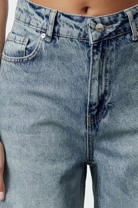 TRENDYOLMİLLA Dames Blauw Effen Wijde pijp Normale taille Jeans - Image 3