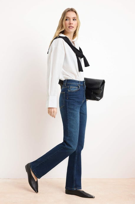 TRENDYOLMİLLA Women's Blue Plain Slim High Waist Jeans - Image 2