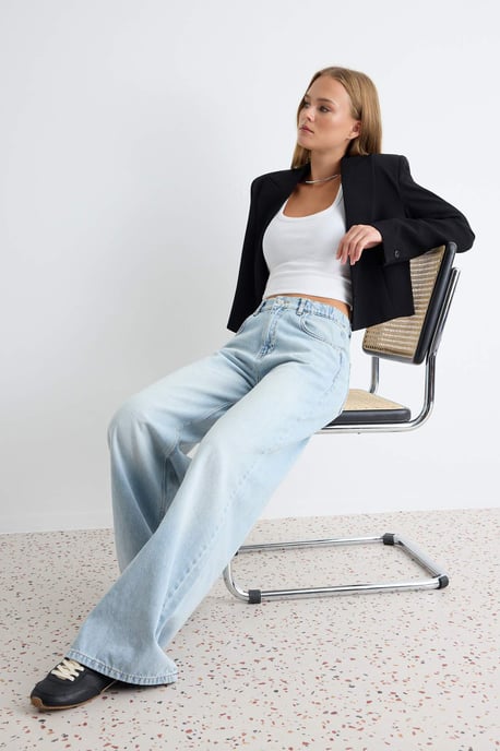 TRENDYOLMİLLA Dames Blauw Effen Wijde pijp Hoge taille Jeans - Image 6