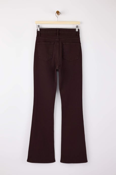 TRENDYOLMİLLA Women's Brown Plain Flare High Waist Jeans - Image 5