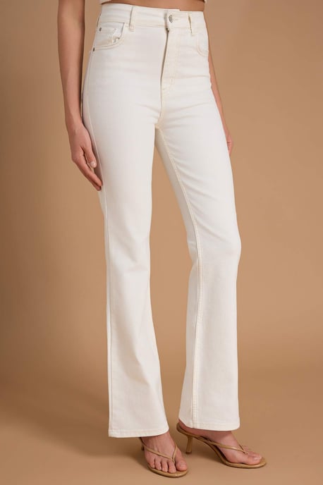 TRENDYOLMİLLA Dames Ecru Effen Flared Hoge taille Jeans - Image 2