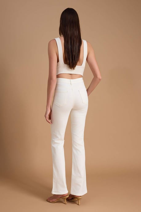 TRENDYOLMİLLA Dames Ecru Effen Flared Hoge taille Jeans - Image 3
