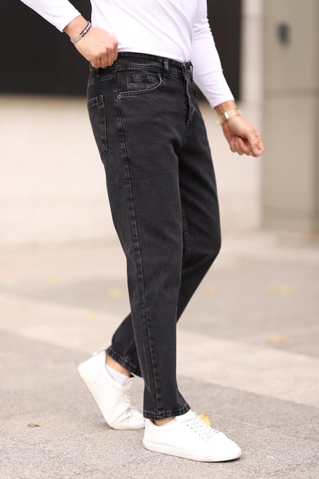 TRENDYOL MAN Men's Black Plain Boyfriend Normal waist Jeans - Image 2