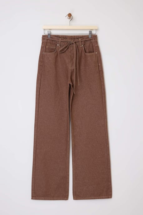 TRENDYOLMİLLA Dames Bruin Effen Wijde pijp Hoge taille Jeans - Image 1