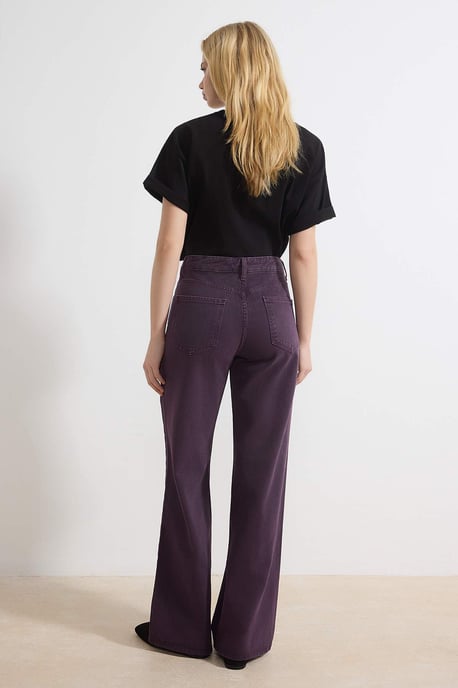 TRENDYOLMİLLA Dames Bordeaux Effen Wijde pijp Hoge taille Jeans - Image 3