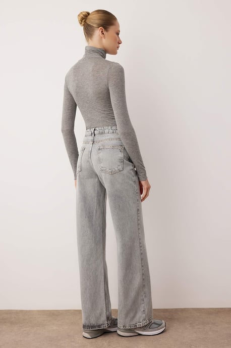 TRENDYOLMİLLA Dames Grijs Effen Wijde pijp Hoge taille Jeans - Image 3