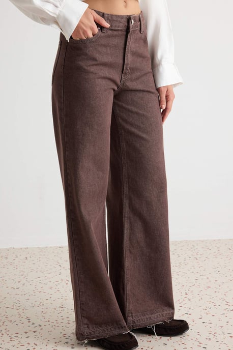 TRENDYOLMİLLA Dames Bruin Effen Wijde pijp Hoge taille Jeans - Image 2