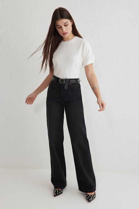 TRENDYOLMİLLA Dames Zwart Effen Wijde pijp Hoge taille Jeans - Image 4