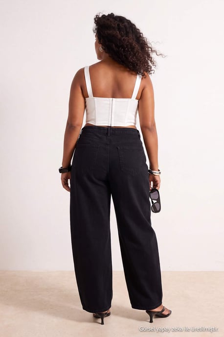 Trendyol Curve Dames Zwart Effen Barrel Hoge taille Grote maten Jeans - Image 3