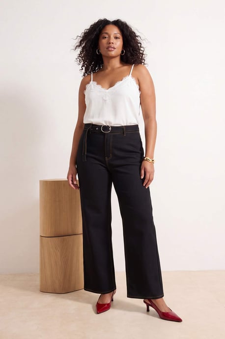 Trendyol Curve Dames Zwart Effen Hoge taille Grote maten Jeans - Image 2
