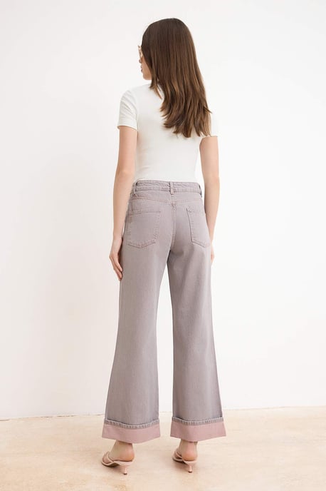 TRENDYOLMİLLA Dames Roze Effen Wijde pijp Hoge taille Jeans - Image 3