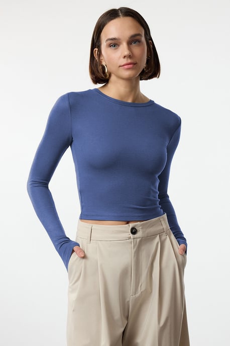 TRENDYOLMİLLA Dames Donkerblauw Effen Lang Getailleerd Blouses - Image 5