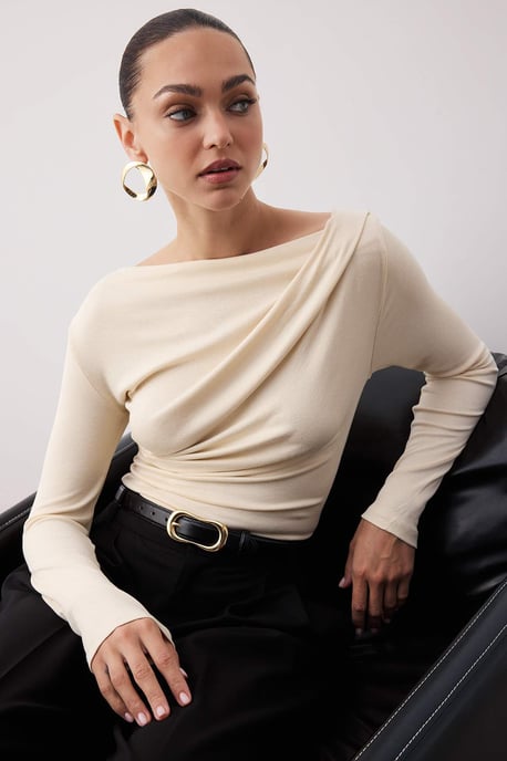 TRENDYOLMİLLA Dames Beige Effen Lang Getailleerd Blouses - Image 5
