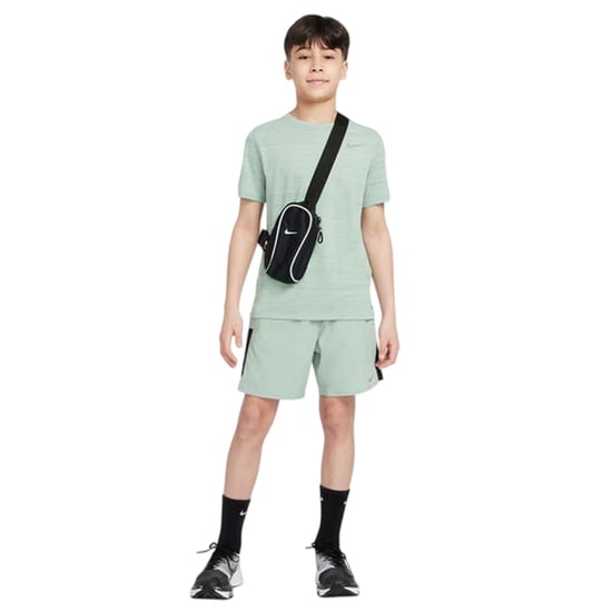 Nike Dri-FIT-shorts voor jongens uit de Challenger-collectie (Groen) - Image 1
