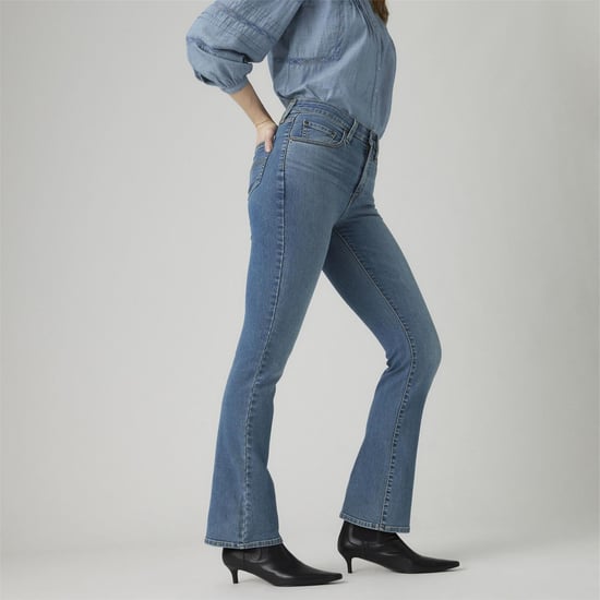 Women's Levis 725 High Rise Bootcut Blue Wav in HINT OF TINT - Image 4