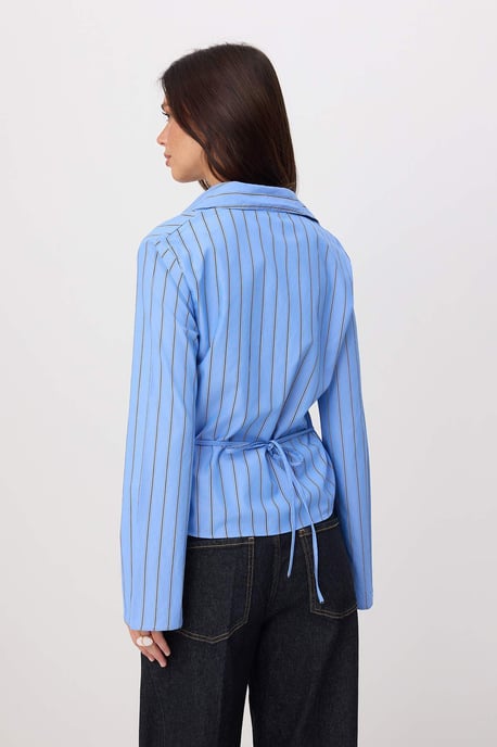 TRENDYOLMİLLA Dames Blauw Gestreept Lang Regular fit Blouses - Image 3