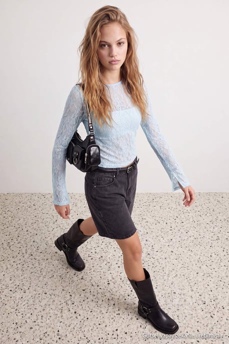 TRENDYOLMİLLA Dames Blauw Effen Lang Getailleerd Blouses - Image 6