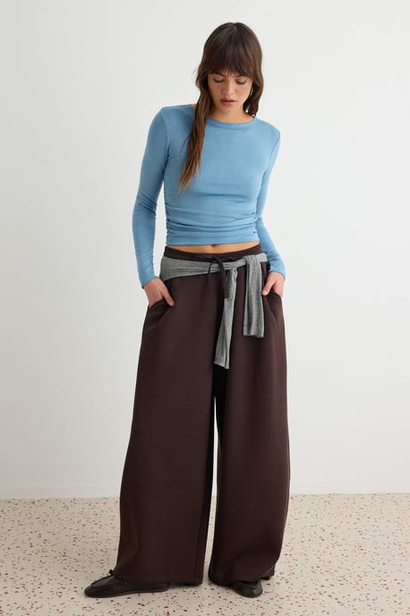 TRENDYOLMİLLA Dames Blauw Effen Lang Getailleerd Blouses - Image 4