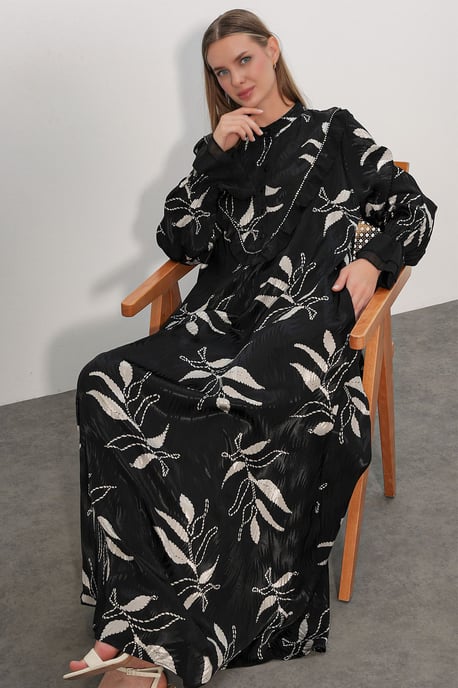 Floral Crew Neck Maxi Dress - Image 4