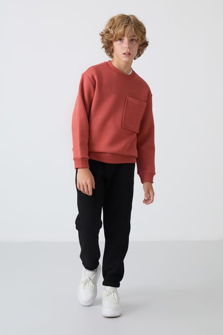 Youth Active Set - Image 1
