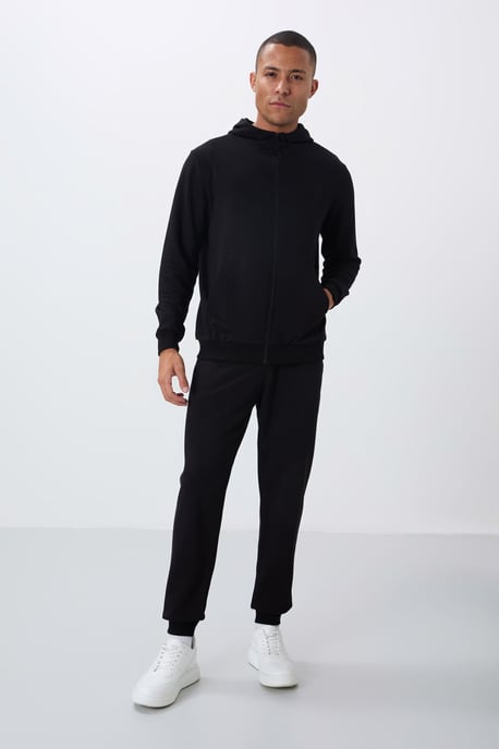 Tommy Life Herenhoodie en broek als set - Image 5
